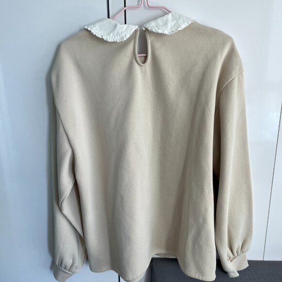 Like New H&M Peter Pan Collar Beige Fleece Pullover Sweatshirt - Picture 2 of 5